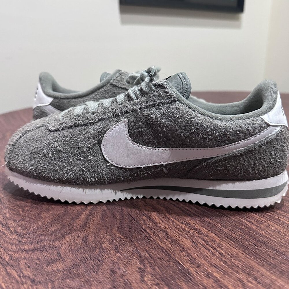 Nike Cortez Vintage Suede Green Women's Size 7 - Picture 12 of 16